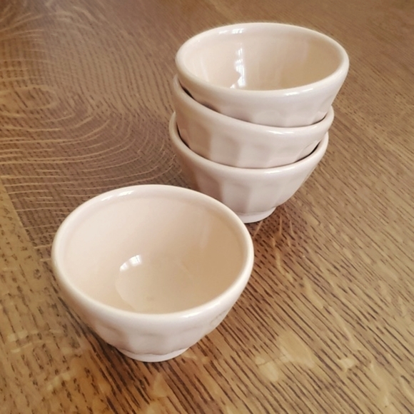 Anthropologie Shiny Mini Latte Bowls - set of 4 - apricot pink - Picture 13 of 14